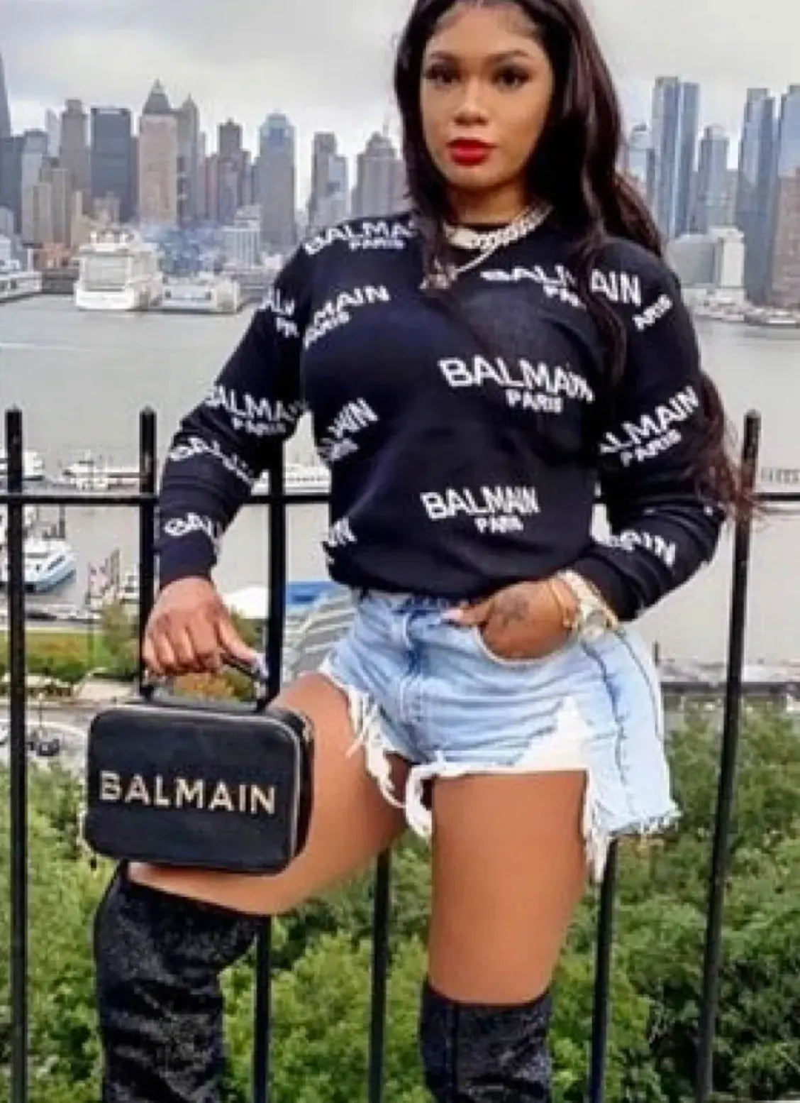 Balm. Paris Crewneck Sweater - Browsglamour