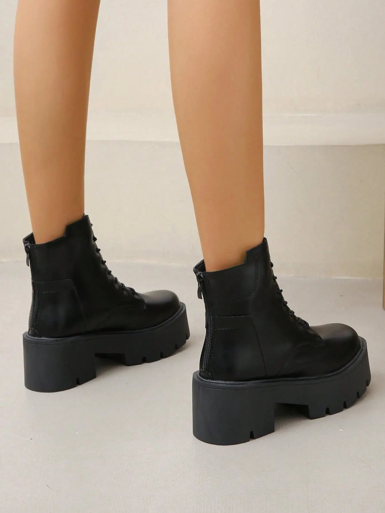 Combatable Boots - Browsglamour