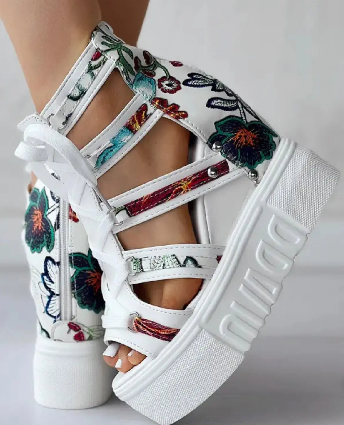 Floral Pattern Lace-Up Platform Wedges - Browsglamour